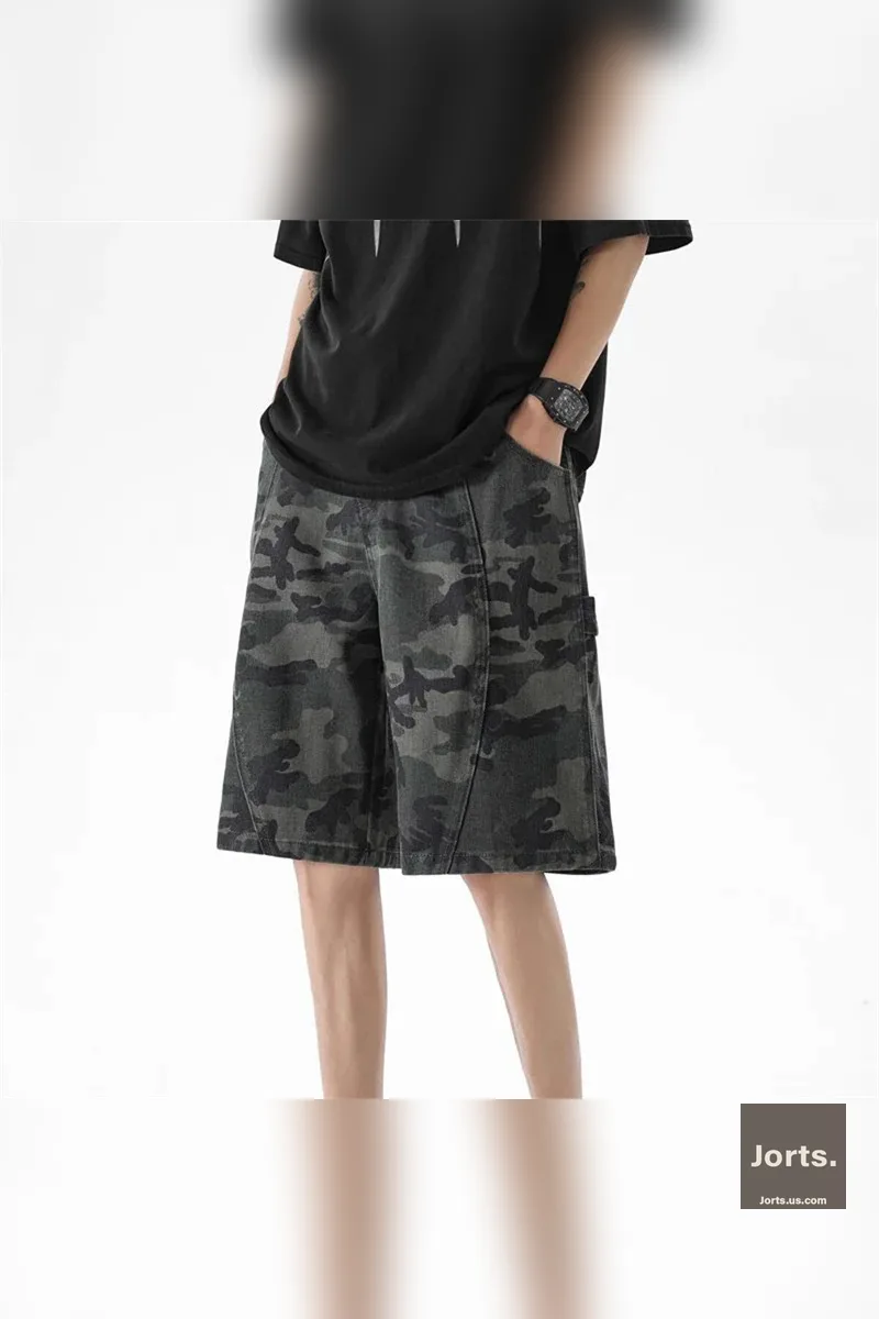 Iconic Y2K Camo Baggy Cargo Jorts for Men - Street Style Essential